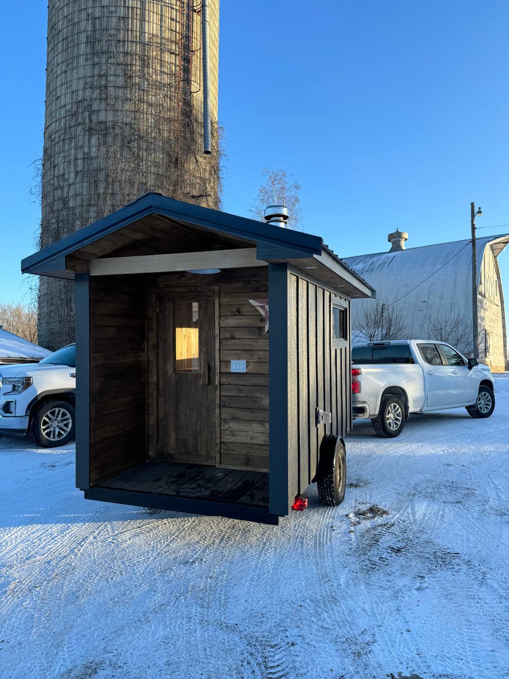 Gallery photos for Custom Mobile Sauna for Central Minnesota Retreats: Image #4