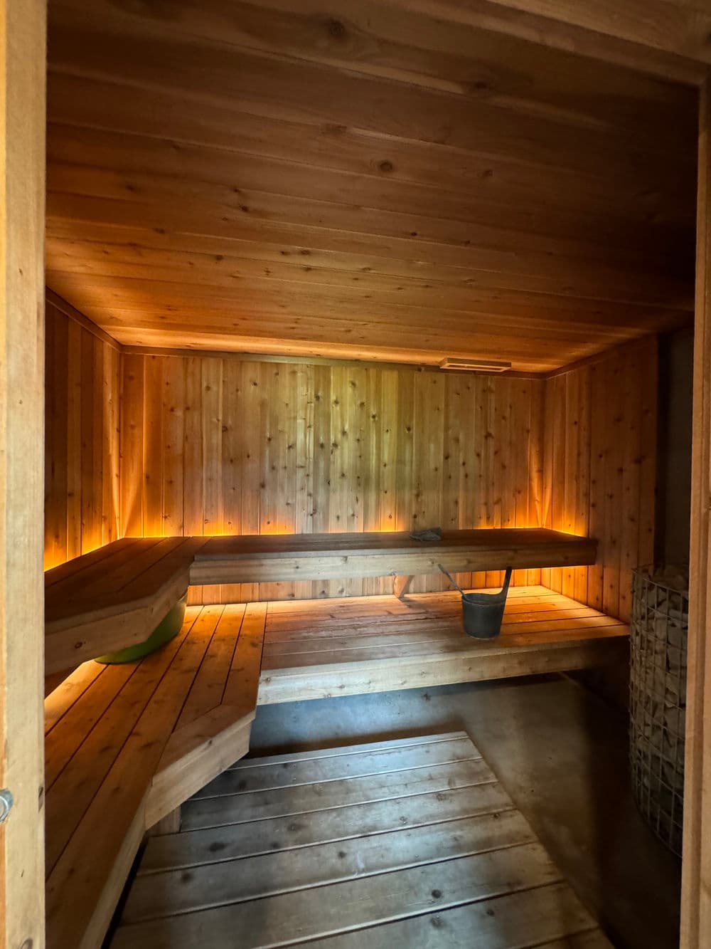 Gallery photos for Spacious Custom Outdoor Sauna for Gatherings in Maple Lake: Image #2