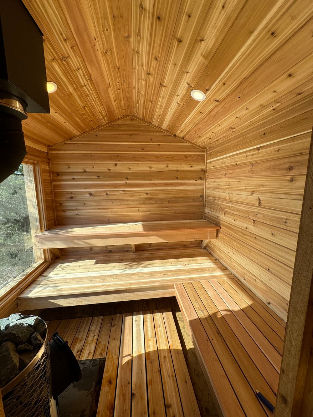 Gallery photos for Old Storage Shed Becomes Cozy Sauna by Clearwater Lake: Image #1